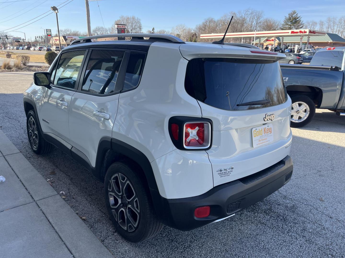 2015 White Jeep Renegade Limited (ZACCJBDT0FP) , located at 1633 W Kimberly, Davenport, IA, 52806, (563) 323-5341, 41.559456, -90.598732 - Photo#2