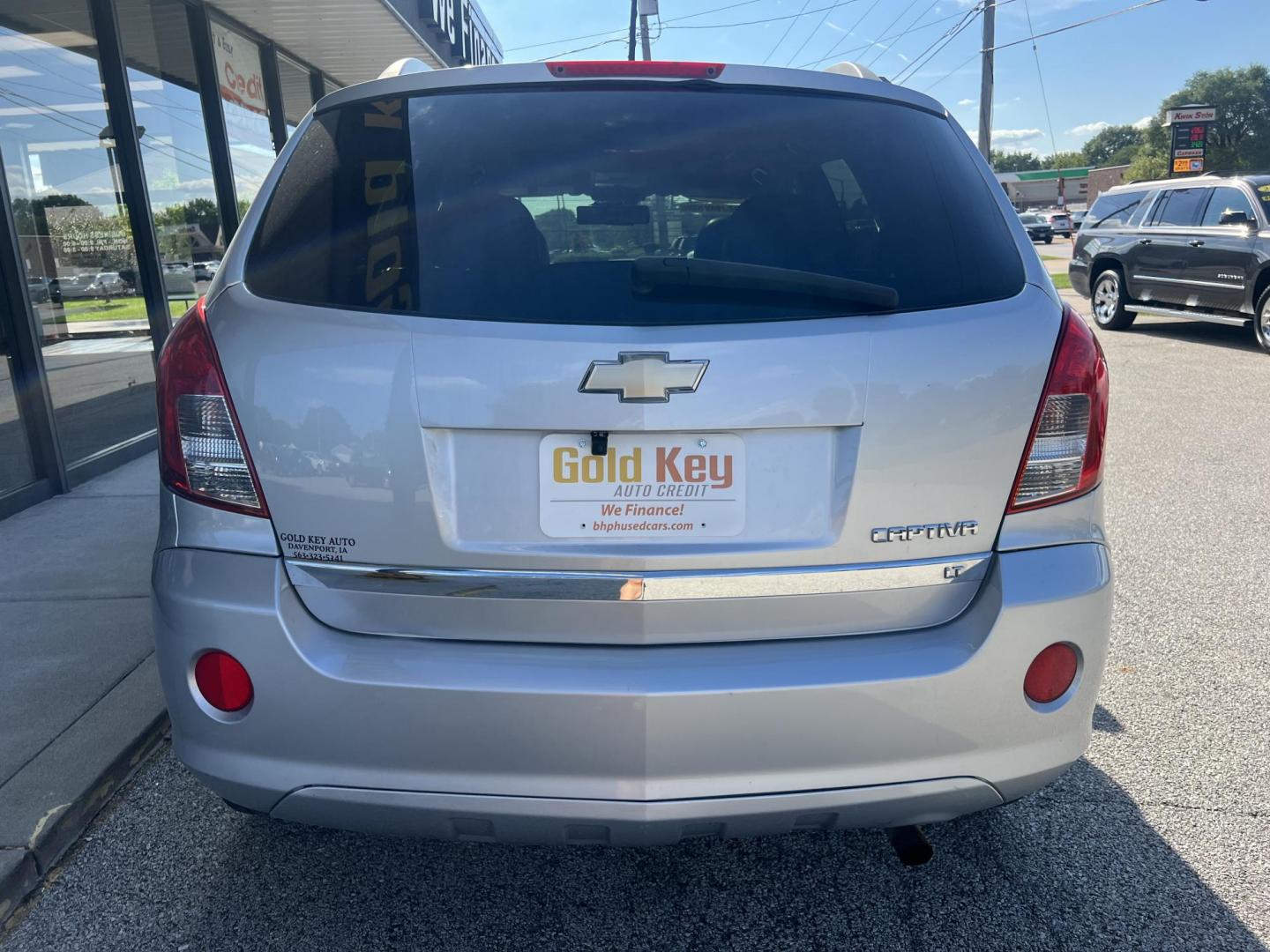 2015 Silver Chevrolet Captiva Sport 1LT FWD (3GNAL3EK5FS) with an 2.4L L4 DOHC 16V FFV engine, 6-Speed Automatic transmission, located at 1633 W Kimberly, Davenport, IA, 52806, (563) 323-5341, 41.559456, -90.598732 - Photo#4