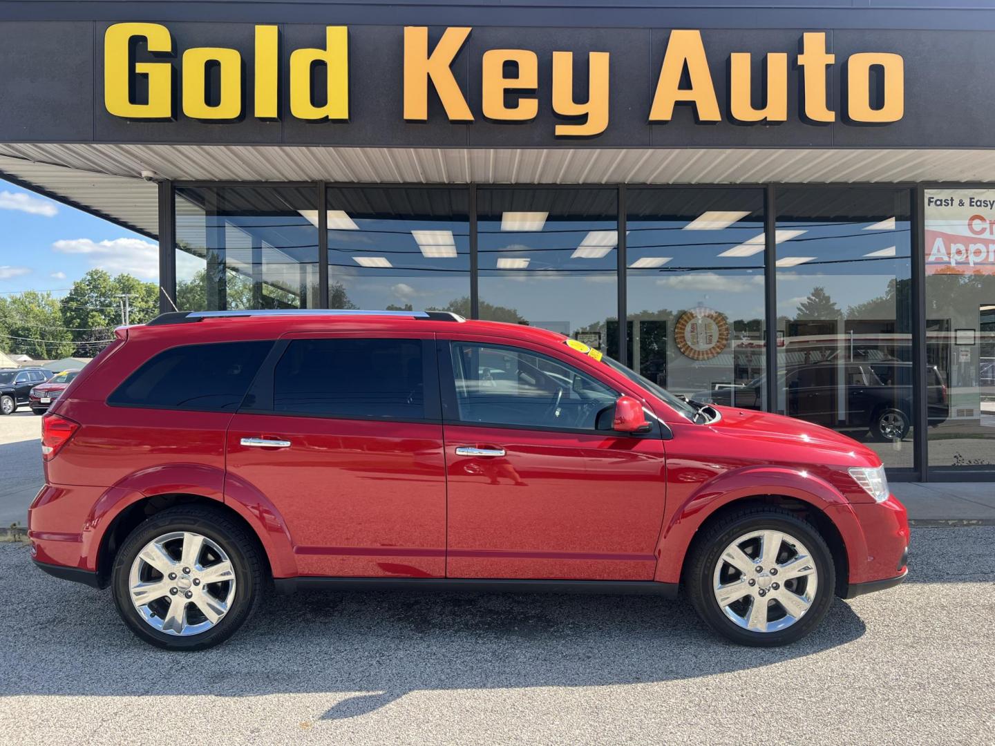 2016 Redline Pearl Coat /Black Dodge Journey SXT (3C4PDCBBXGT) with an 2.4L L6 DOHC 16V engine, 4A transmission, located at 1633 W Kimberly, Davenport, IA, 52806, (563) 323-5341, 41.559456, -90.598732 - Photo#0