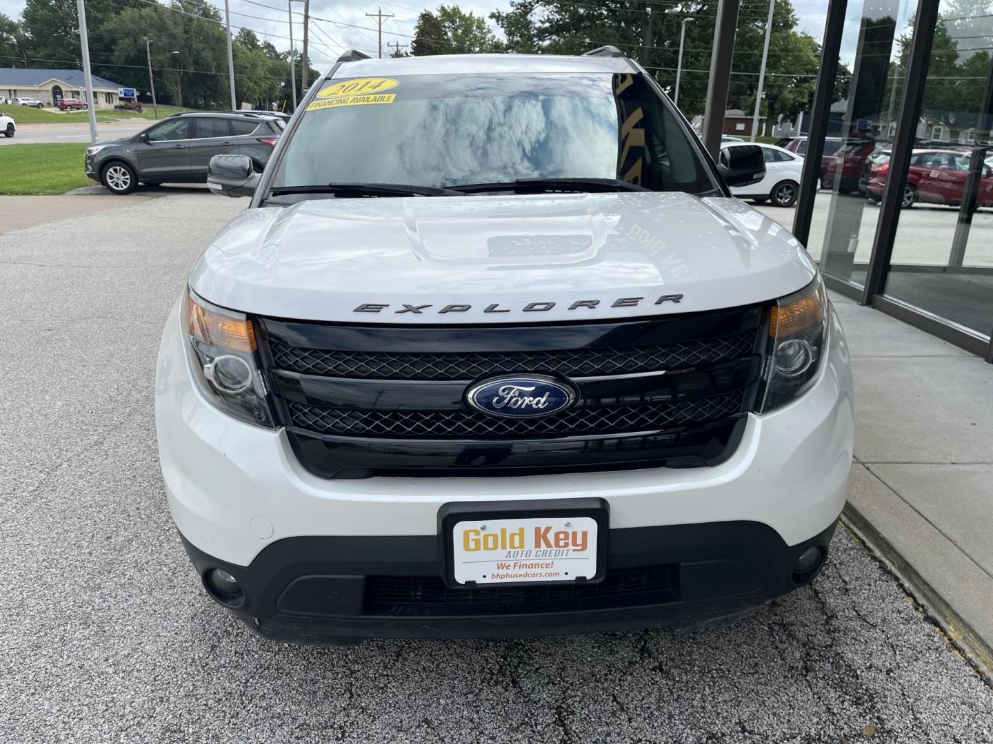 2014 White Platinum Met TC Ford Explorer Sport 4WD (1FM5K8GT1EG) with an 3.5L V6 DOHC 24V engine, 6-Speed Automatic transmission, located at 1633 W Kimberly, Davenport, IA, 52806, (563) 323-5341, 41.559456, -90.598732 - Photo#1