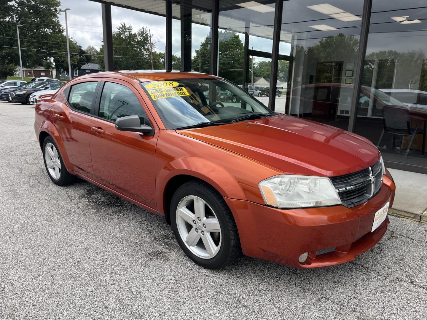 2008 Sunburst Orange Pearl Dodge Avenger SXT (1B3LC56R38N) with an 2.7L V6 DOHC 24V FFV engine, 4-Speed Automatic transmission, located at 1633 W Kimberly, Davenport, IA, 52806, (563) 323-5341, 41.559456, -90.598732 - Photo#2