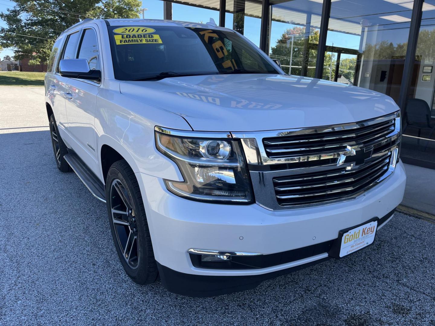 2016 Summit White Chevrolet Tahoe LTZ 4WD (1GNSKCKC2GR) with an 5.3L V8 OHV 16V engine, 6A transmission, located at 1633 W Kimberly, Davenport, IA, 52806, (563) 323-5341, 41.559456, -90.598732 - Photo#2