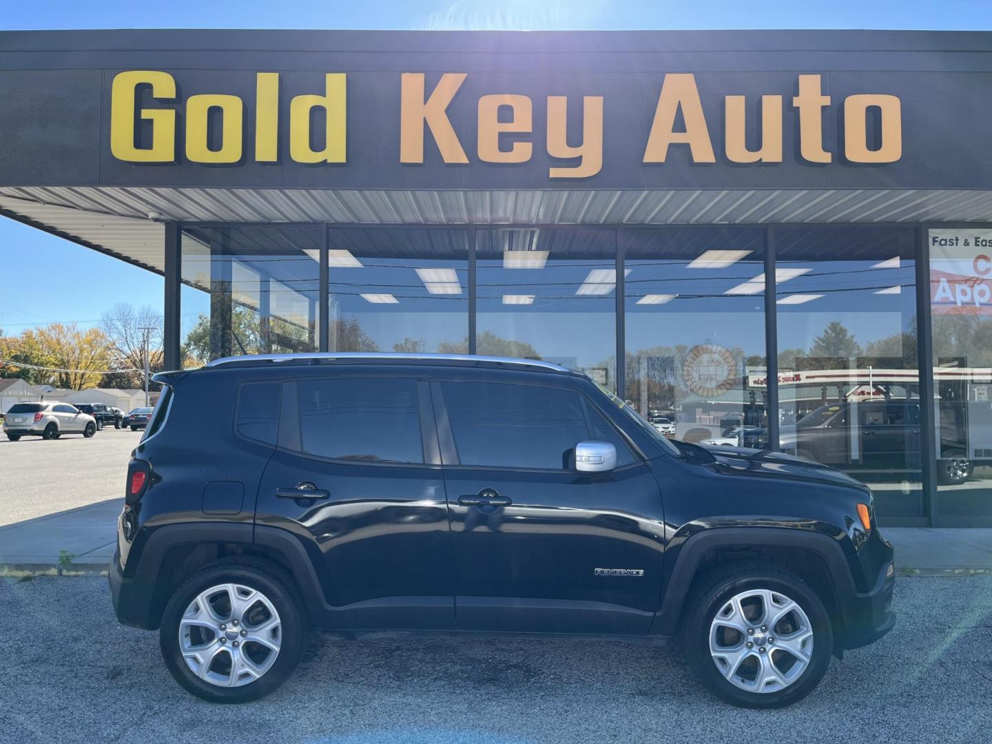 2016 Black Jeep Renegade Limited 4WD (ZACCJBDT5GP) with an 2.4L L4 DOHC 16V engine, 9-Speed Automatic transmission, located at 1633 W Kimberly, Davenport, IA, 52806, (563) 323-5341, 41.559456, -90.598732 - Photo#0