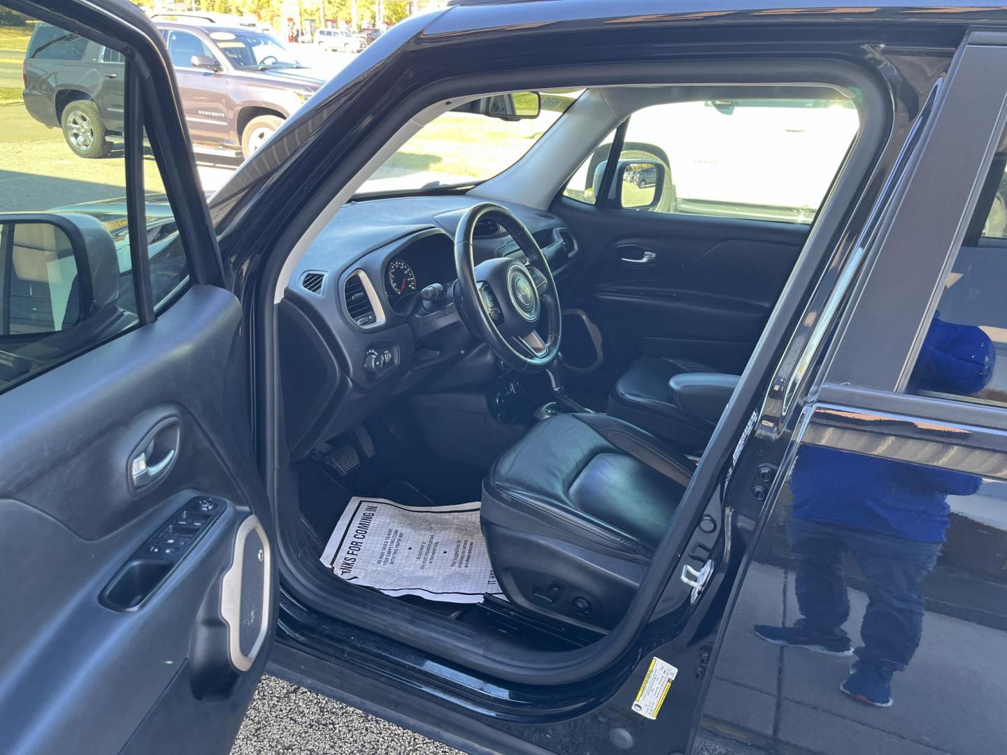 2016 Black Jeep Renegade Limited 4WD (ZACCJBDT5GP) with an 2.4L L4 DOHC 16V engine, 9-Speed Automatic transmission, located at 1633 W Kimberly, Davenport, IA, 52806, (563) 323-5341, 41.559456, -90.598732 - Photo#7