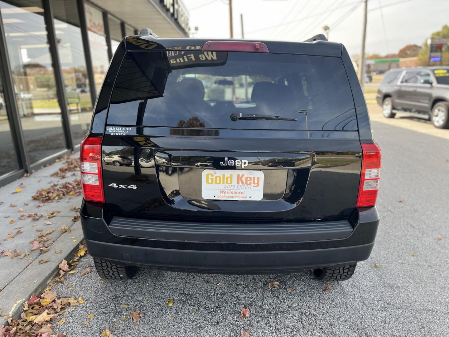 2015 Black Clearcoat Jeep Patriot Sport 4WD (1C4NJRBB5FD) with an 2.4L L4 DOHC 16V engine, located at 1633 W Kimberly, Davenport, IA, 52806, (563) 323-5341, 41.559456, -90.598732 - Photo#4