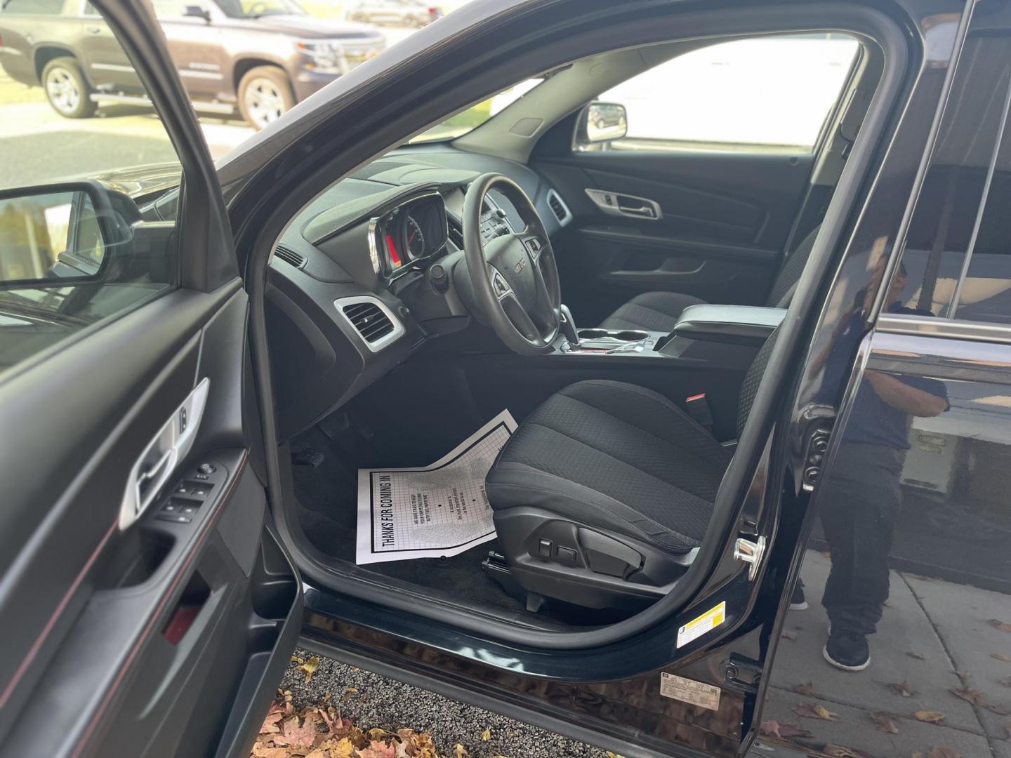 2015 Carbon Black Metallic GMC Terrain SLE1 FWD (2GKALMEKXF6) with an 2.4L L4 DOHC 16V engine, 6-Speed Automatic transmission, located at 1633 W Kimberly, Davenport, IA, 52806, (563) 323-5341, 41.559456, -90.598732 - Photo#2