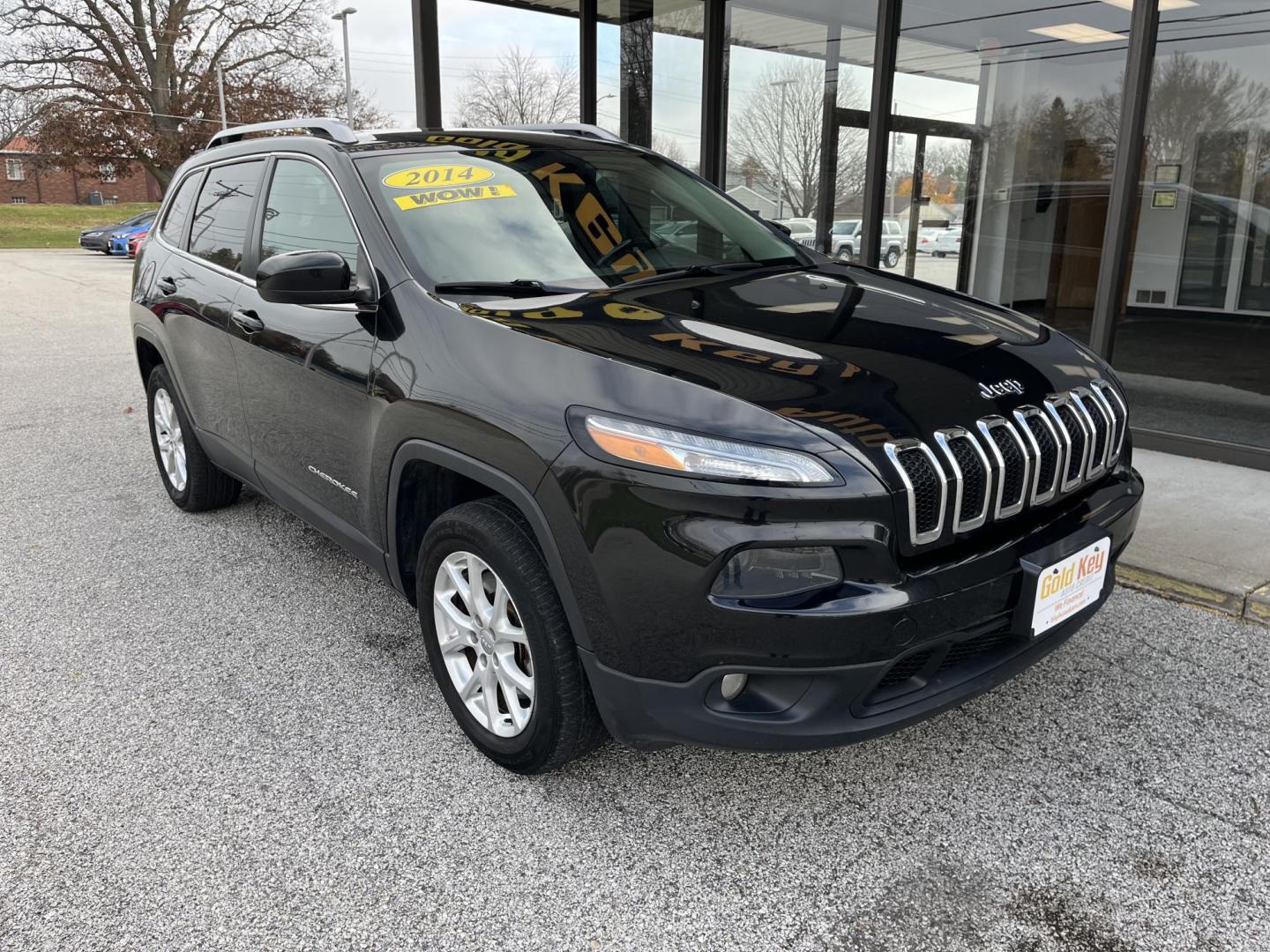 2014 Black Jeep Cherokee Latitude FWD (1C4PJLCB1EW) with an 2.4L L4 DOHC 16V engine, 9-Speed Automatic transmission, located at 1633 W Kimberly, Davenport, IA, 52806, (563) 323-5341, 41.559456, -90.598732 - Photo#2