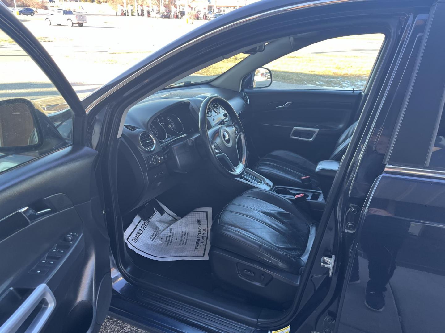 2014 Black Chevrolet Captiva Sport LTZ FWD (3GNAL4EK0ES) with an 2.4L L4 DOHC 16V FFV engine, 6-Speed Automatic transmission, located at 1633 W Kimberly, Davenport, IA, 52806, (563) 323-5341, 41.559456, -90.598732 - Photo#8