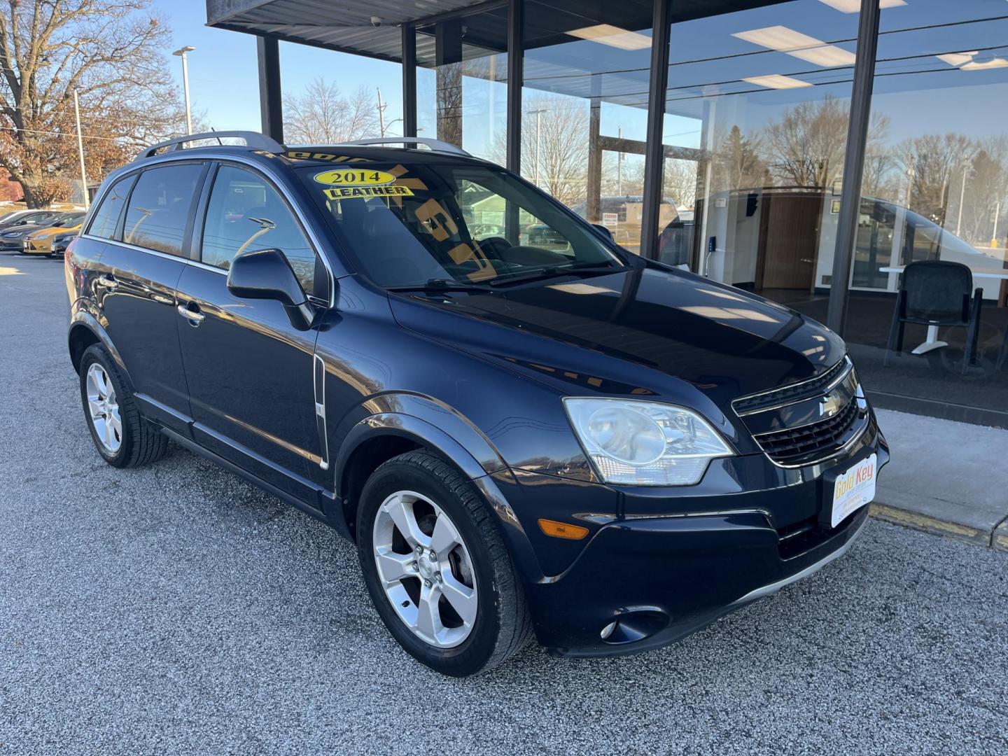 2014 Black Chevrolet Captiva Sport LTZ FWD (3GNAL4EK0ES) with an 2.4L L4 DOHC 16V FFV engine, 6-Speed Automatic transmission, located at 1633 W Kimberly, Davenport, IA, 52806, (563) 323-5341, 41.559456, -90.598732 - Photo#2