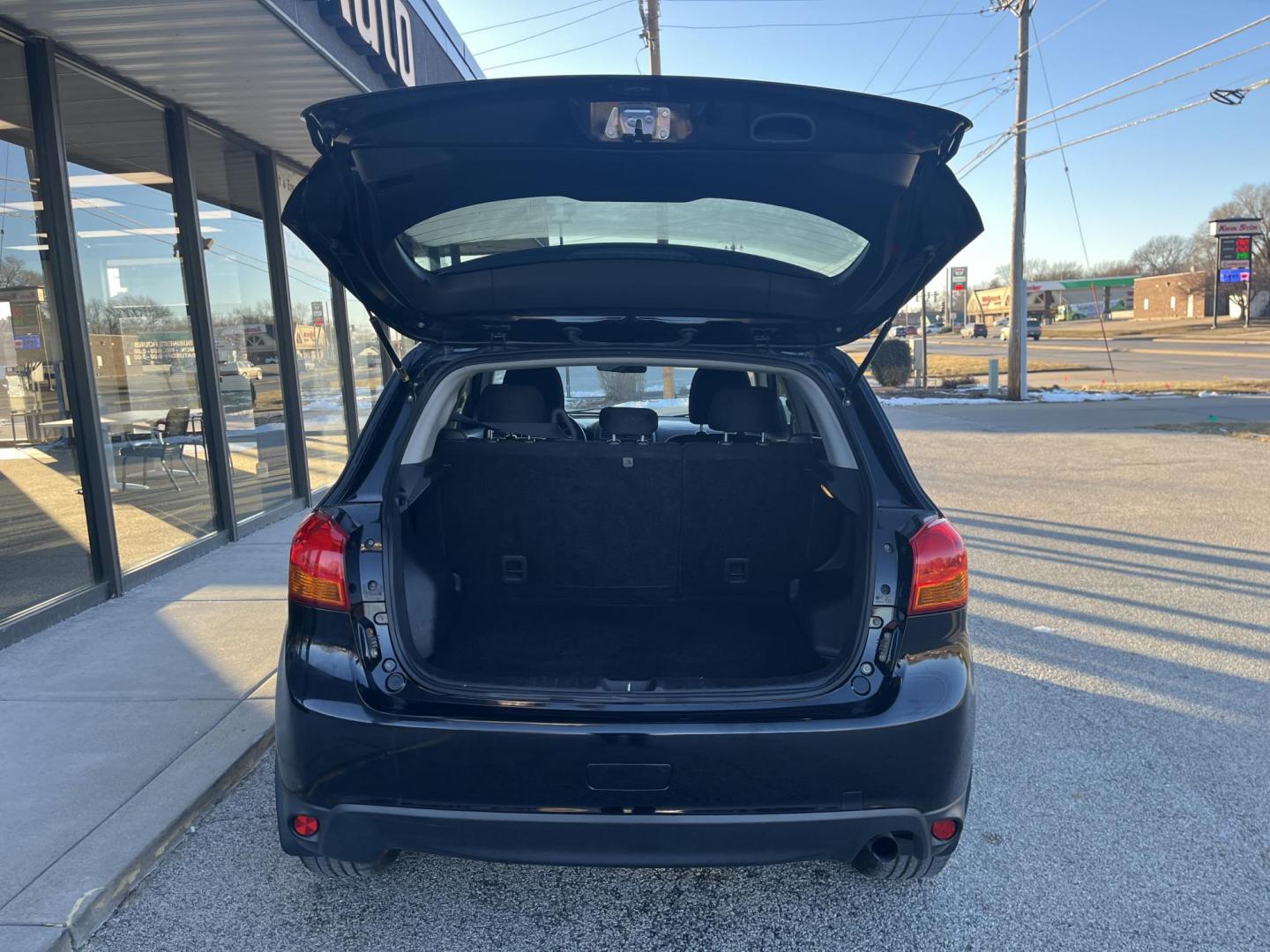 2015 Black Mitsubishi Outlander Sport ES AWC (4A4AR3AU3FE) with an 2.0L L4 DOHC 16V engine, Continuously Variable Transmission transmission, located at 1633 W Kimberly, Davenport, IA, 52806, (563) 323-5341, 41.559456, -90.598732 - Photo#5