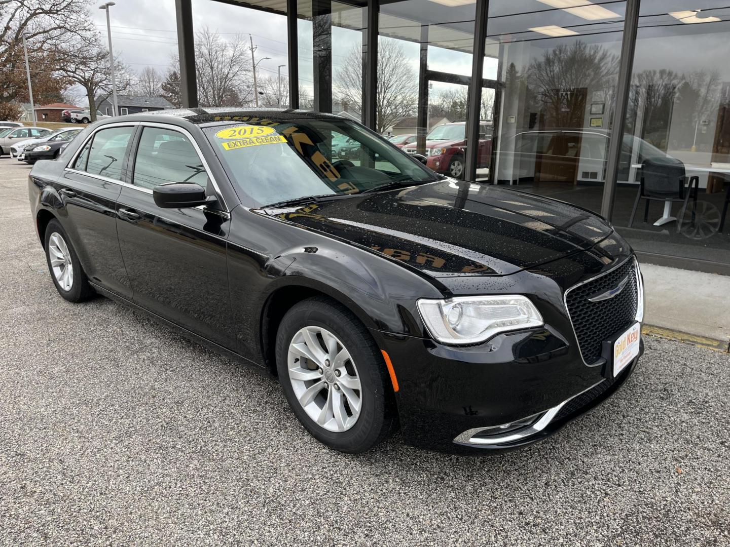 2015 Black Chrysler 300 LTD Limited (2C3CCAAG6FH) , Auto transmission, located at 1633 W Kimberly, Davenport, IA, 52806, (563) 323-5341, 41.559456, -90.598732 - Photo#2