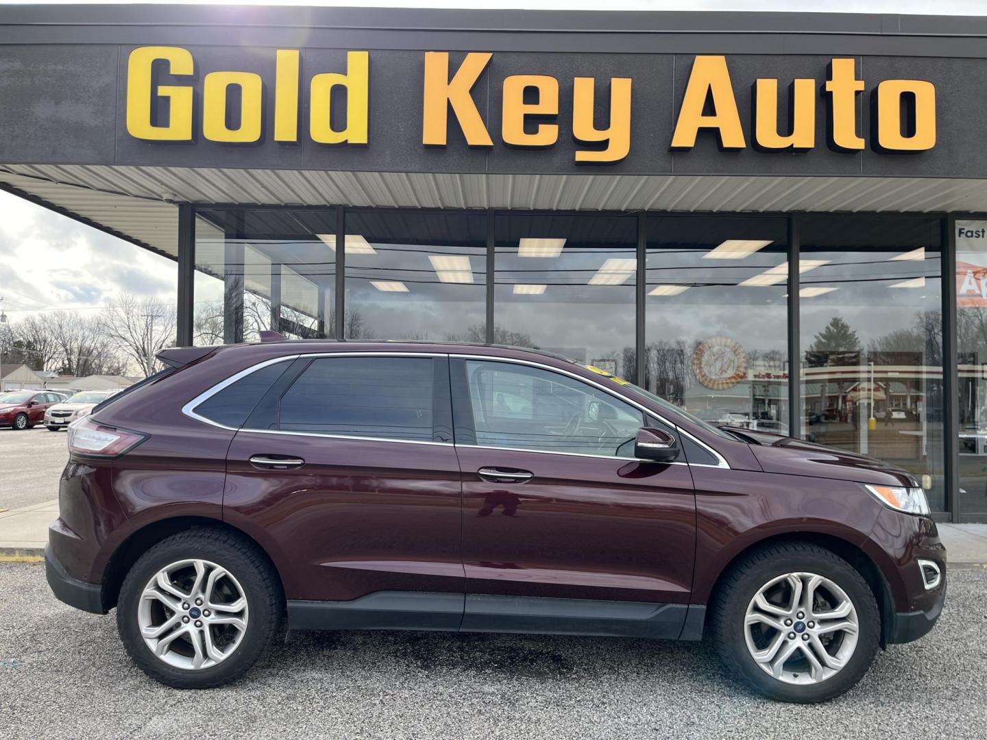 2018 Red Ford Edge Utility (2FMPK3K91JB) with an 2.0L I4 Turbo engine, Auto transmission, located at 1633 W Kimberly, Davenport, IA, 52806, (563) 323-5341, 41.559456, -90.598732 - Photo#0