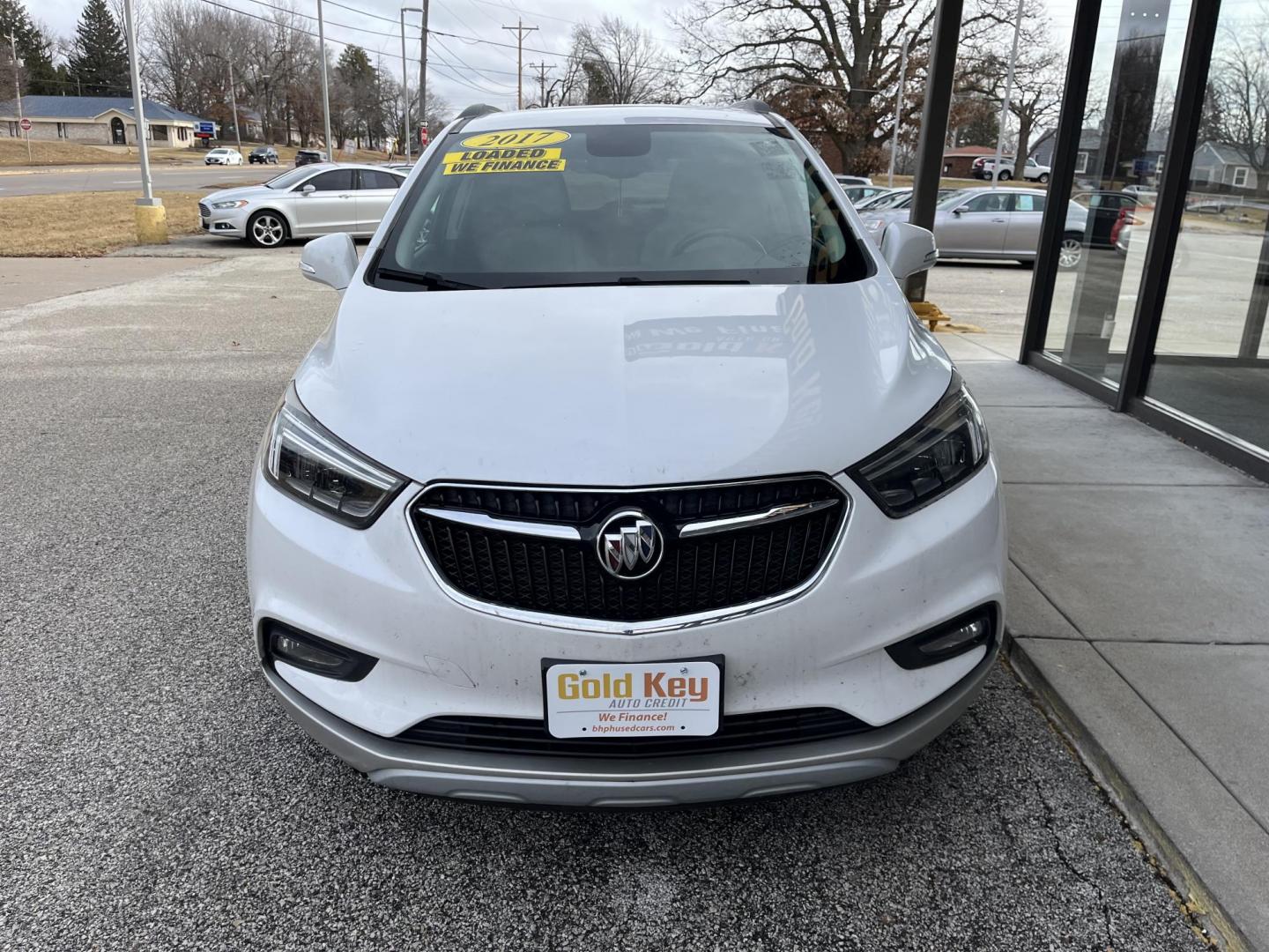 2017 White Buick Encore Unknown (KL4CJCSB2HB) , Auto transmission, located at 1633 W Kimberly, Davenport, IA, 52806, (563) 323-5341, 41.559456, -90.598732 - Photo#1