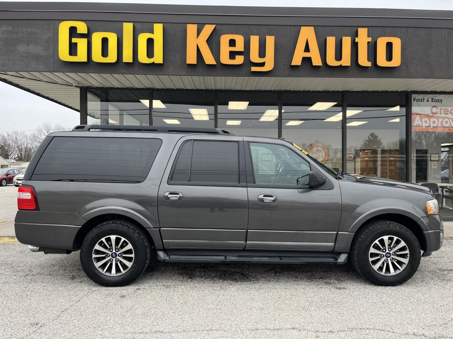 2017 Granite Crystal Met Ford Expedition EL King Ranch 2WD (1FMJK1HT9HE) with an 3.5L V6 DOHC 24V FFV engine, 6A transmission, located at 1633 W Kimberly, Davenport, IA, 52806, (563) 323-5341, 41.559456, -90.598732 - Photo#0