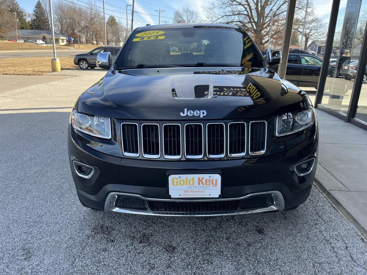 2015 Brilliant Black Crystal Pearlcoat Jeep Grand Cherokee Limited (1C4RJFBG5FC) with an 3L V-6 diesel direct injection engine, located at 1633 W Kimberly, Davenport, IA, 52806, (563) 323-5341, 41.559456, -90.598732 - Photo#1